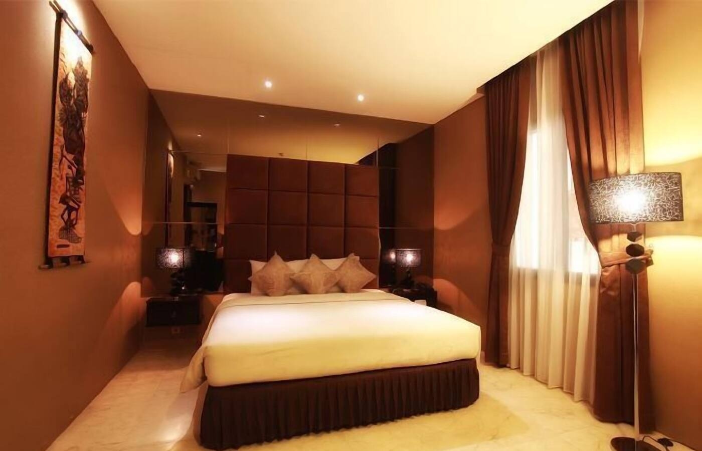 Romantic Dago Escape